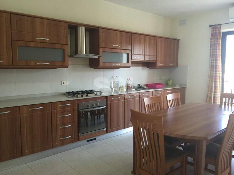 Apartment in San Gwann To Rent