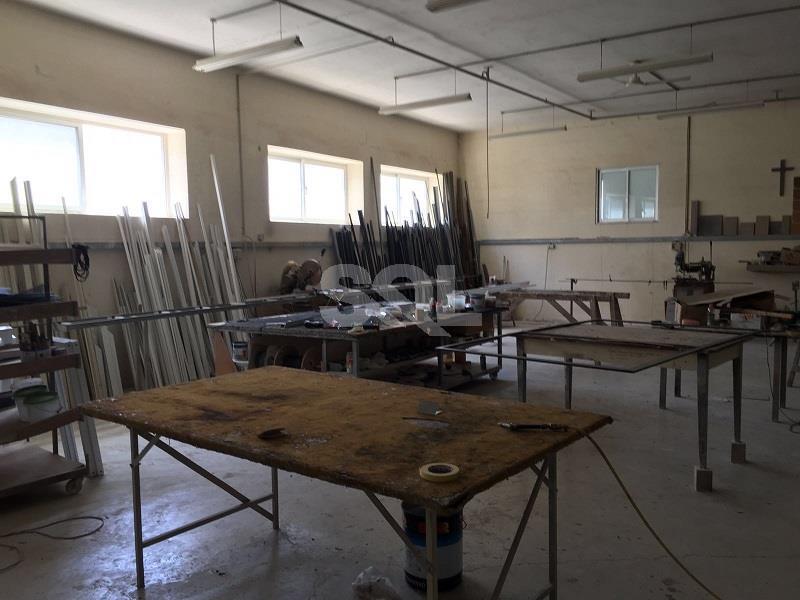 Warehouse in Mriehel To Rent