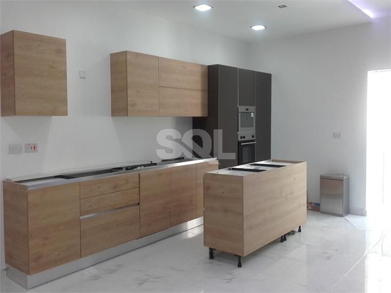 Apartment in Gzira To Rent