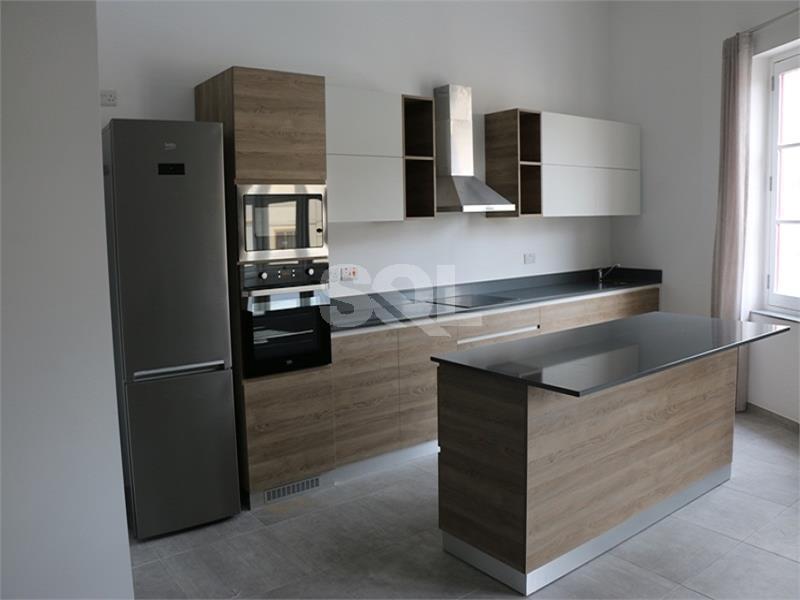 Townhouse in Mosta To Rent