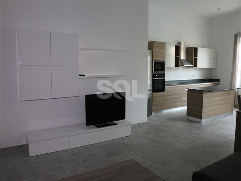 Townhouse in Mosta To Rent