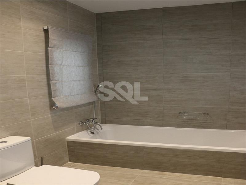 Townhouse in Mosta To Rent