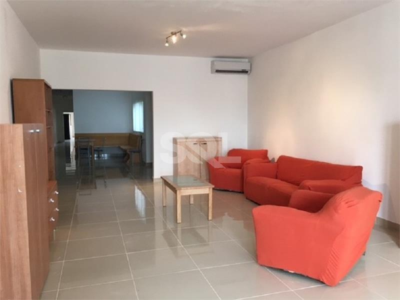 Penthouse in Santa Venera To Rent