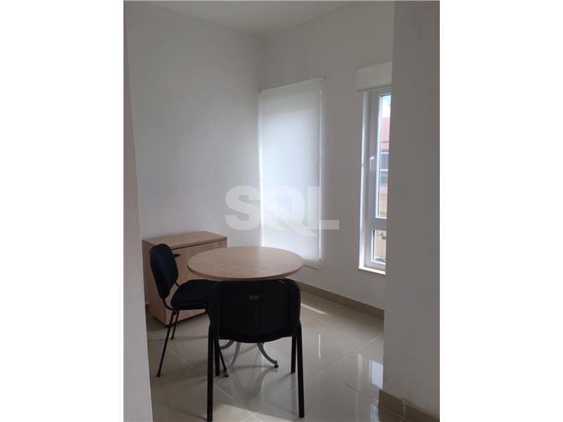 Penthouse in Santa Venera To Rent