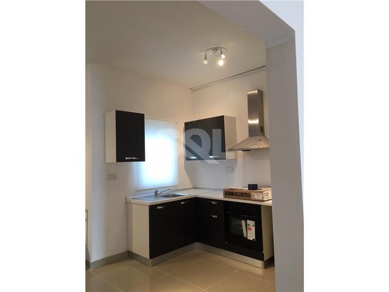 Apartment in Santa Venera To Rent