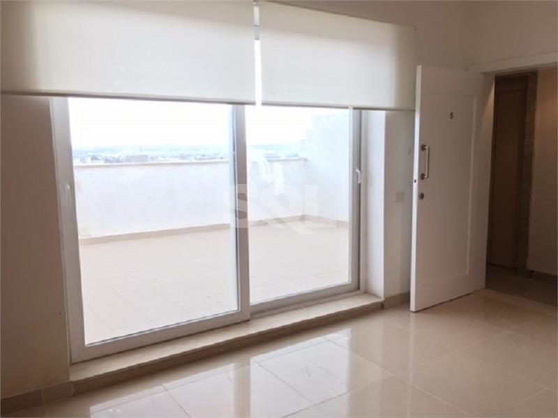 Apartment in Santa Venera To Rent